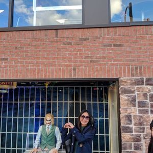 Meet your Posher, Kinley